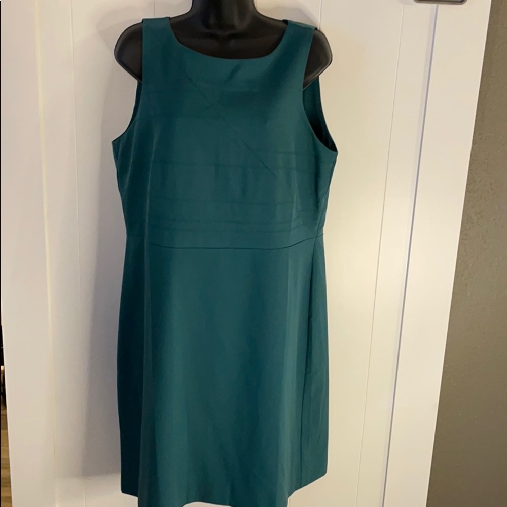 Beautiful Green sheath dress